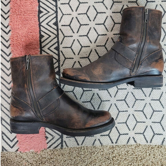 Frye Veronica Belted Short 70580 Brown Distressed Leather Ankle Boots, sz 7.5 - Picture 13 of 16